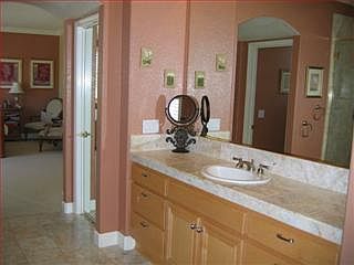 4th image of 7312 Old Toms Ct