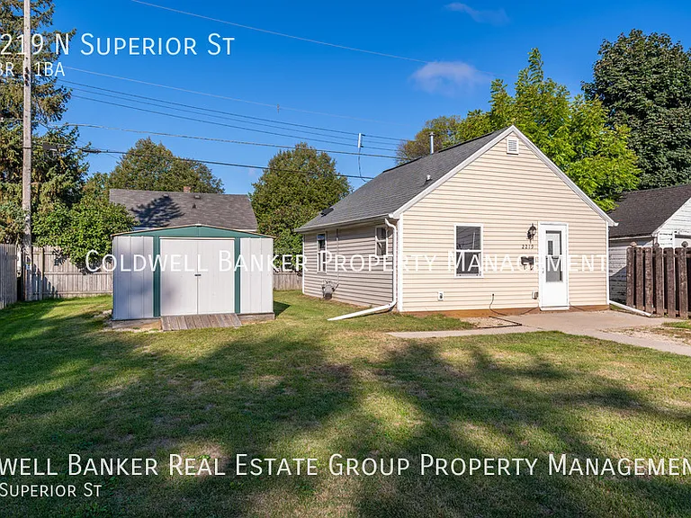 2219 N Superior St — Photo 14
