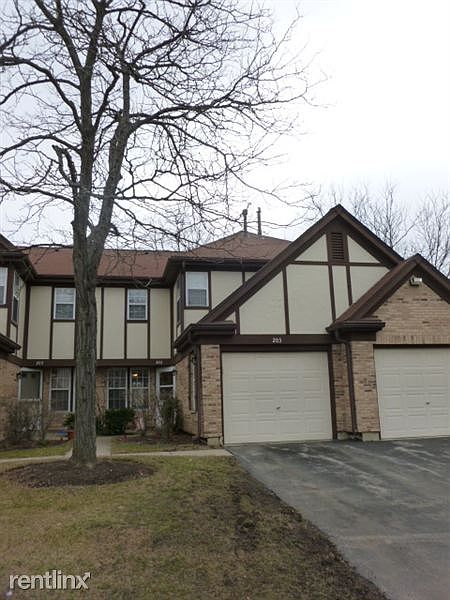 203-green-knoll-front-view2_7999997806_o