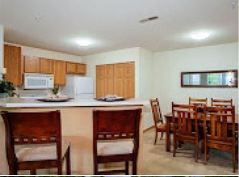 5th image of 1627 E Sunset Dr