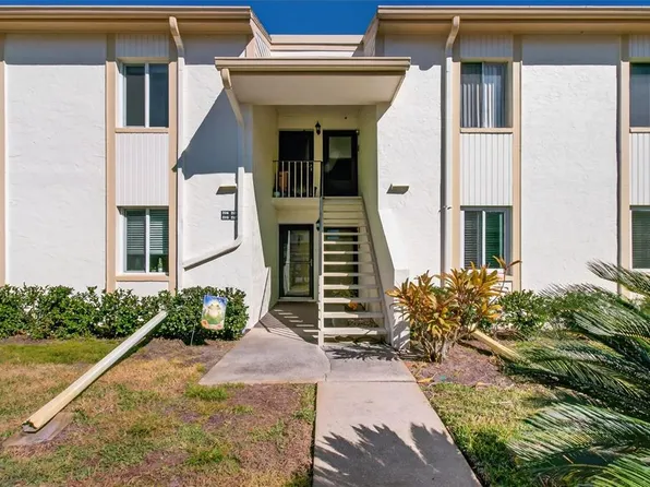 208 Cypress Ct, Oldsmar, FL 34677