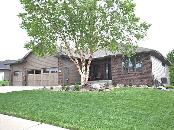 2nd image of 8000 S Sunny Oak Cir