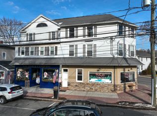 163 Main St, Deep River, CT 06417