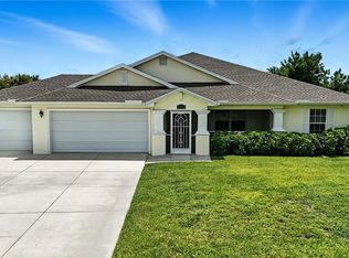 3341 NE 13th Pl, Cape Coral, FL 33909