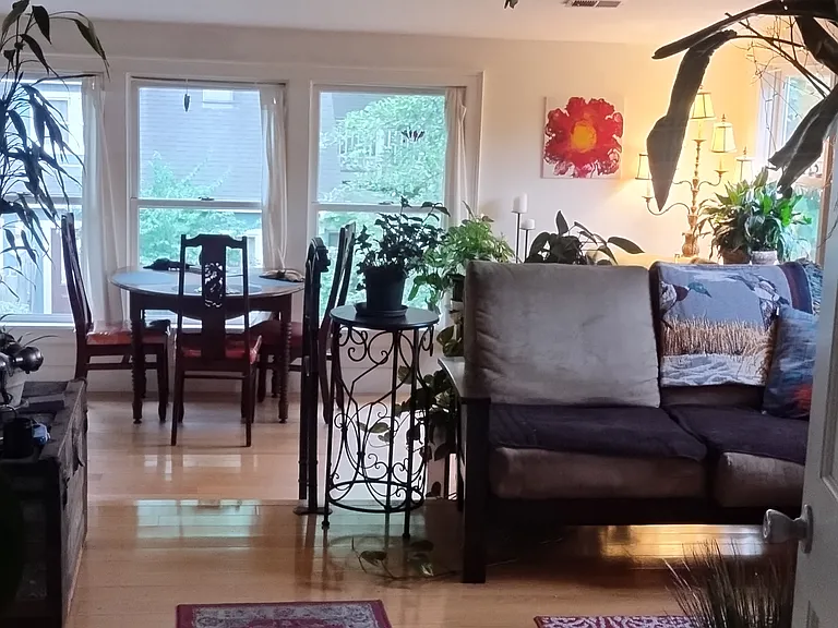268 Clay Ave #A — Photo 5