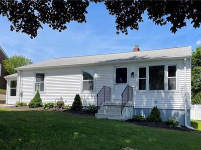29 Tacoma St, Cranston, RI, 02920
