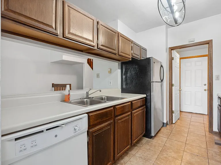 12110 Autumn Lakes Dr — Photo 10