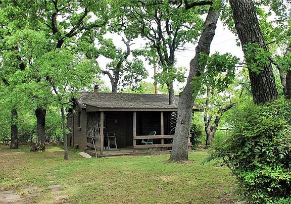 5th image of 441 Wildwood Ln
