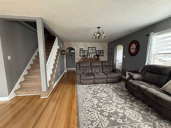 2nd image of 110 Washakie Ave
