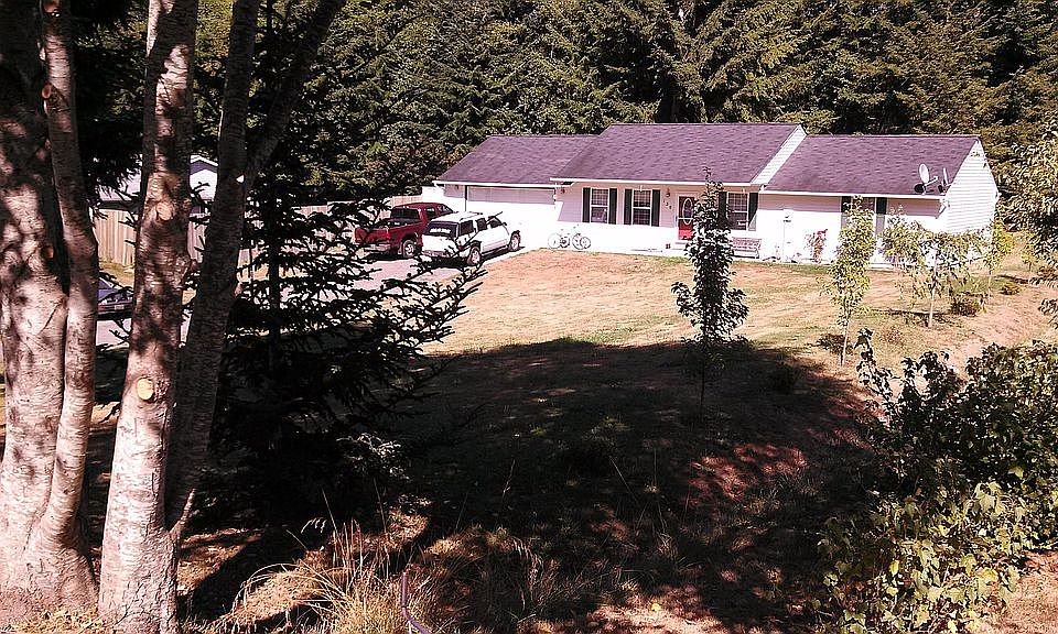 1st image of 150 Home Town Dr
