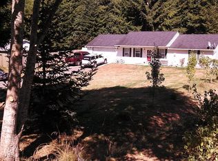 150 Home Town Dr, Kelso, WA 98626