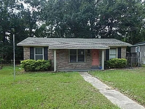 2301 N McVay Dr, Mobile, AL 36605