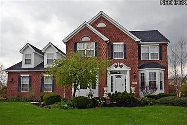 1st image of 27079 Dogwood Ln