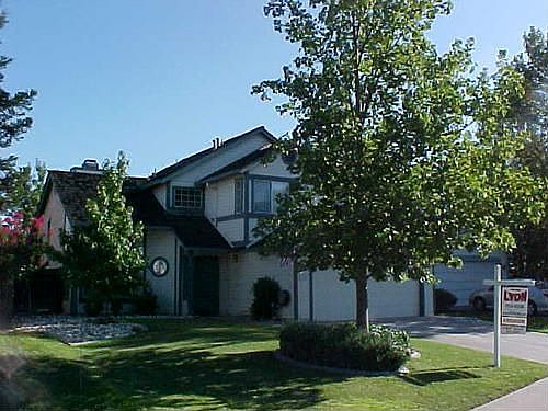 1st image of 1054 McRae Way