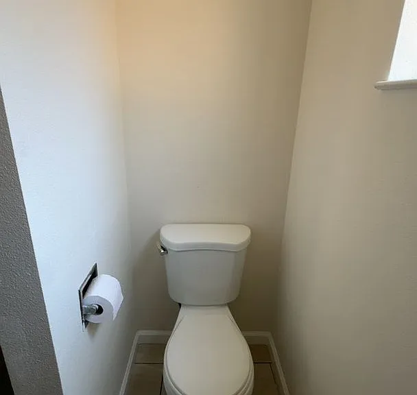 3504 W Cutler Ave — Photo 12