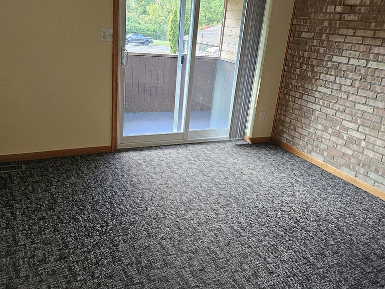 29565 W Jefferson Ave #5 — Photo 12