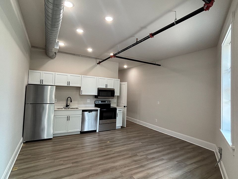 1st image of 4000 Colerain Ave #2