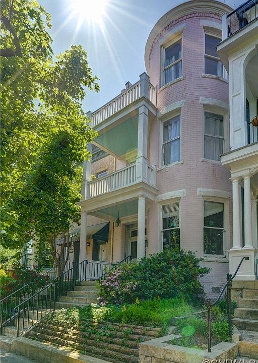 1st image of 302 N Lombardy St