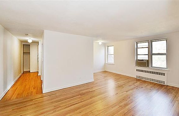 4th image of 10525 67th Ave APT 4E