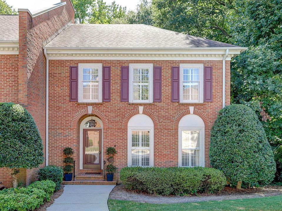1st image of 224 Glenbrooke Way