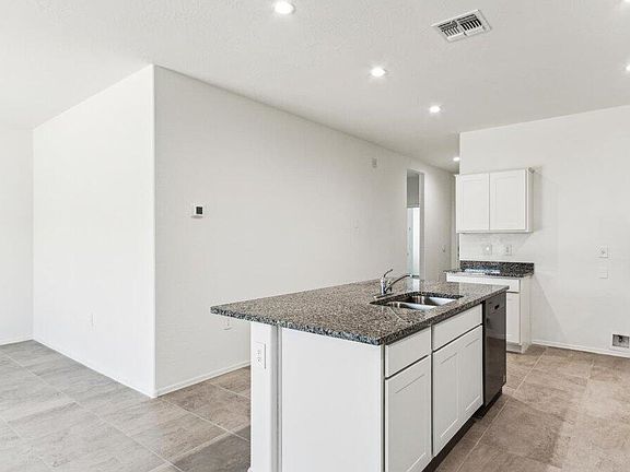 5th image of 18228 N SAN PABLO Street