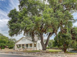 307 W 4th St, Lampasas, TX 76550