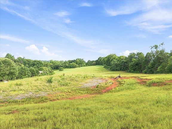 5th image of 1041 Little Mountain Rd