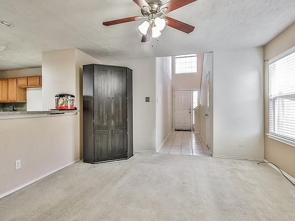3rd image of 18471 Sunrise Pines Dr