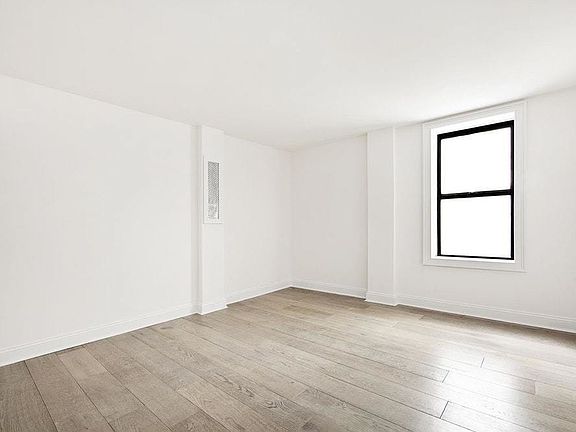4th image of 364 Lincoln Pl #5EE