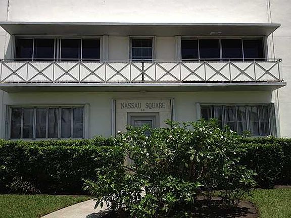 2nd image of 381 S Lake Dr APT 9