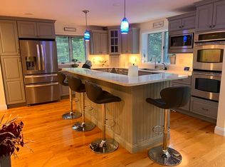 21 Roberts Rd, Rochester, NH 03867