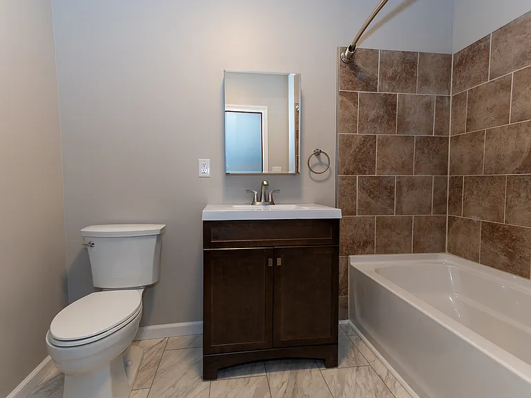 2340 Vodeli St — Photo 14