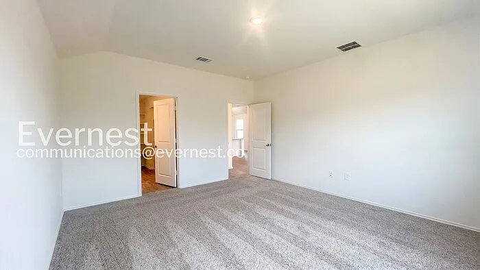 12006 Pike Bnd — Photo 10