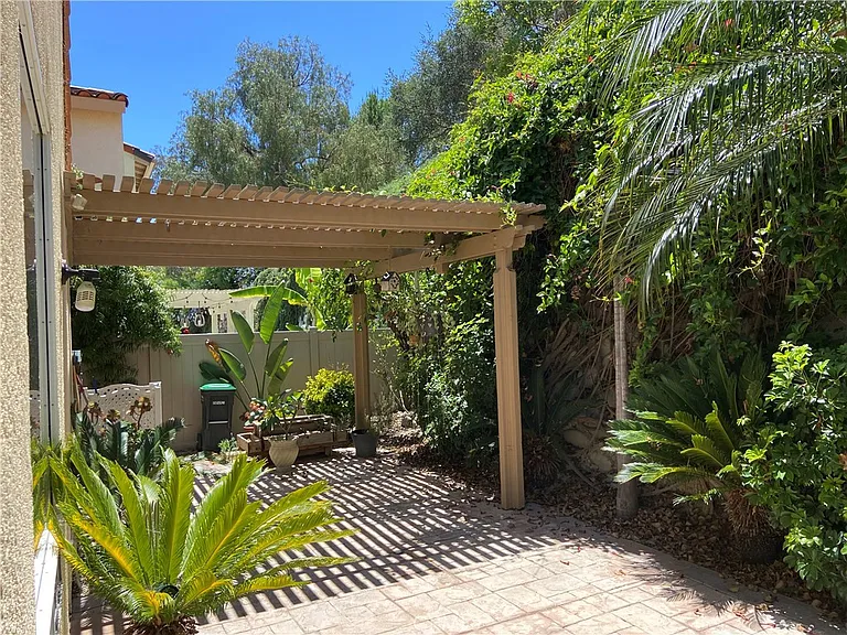 27 Colony Way — Photo 12