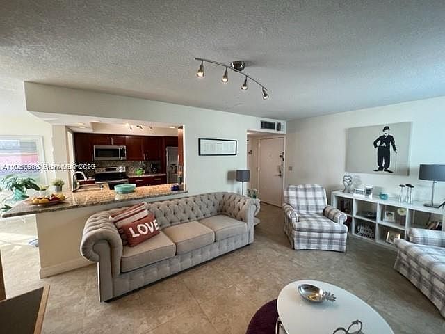 1st image of 16570 NE 26th Ave APT 4A