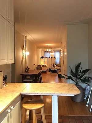 Rented by Brooklyn Real Inc | media 22