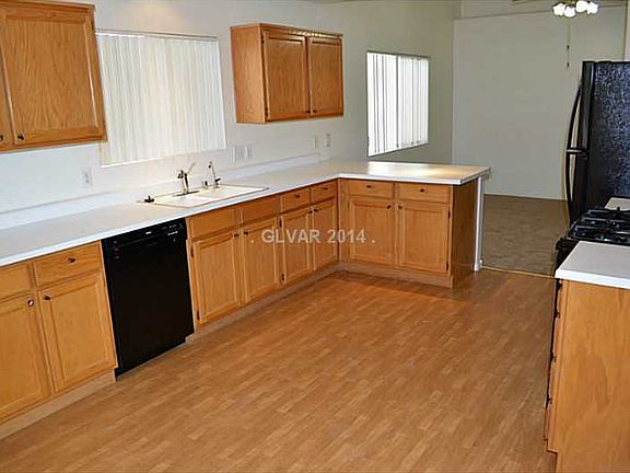 5th image of 3716 Gramercy Ave