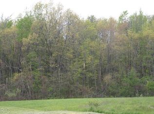 13194 Manning Lake Rd, Delton, MI 49046