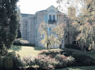 56 Huyler Landing Rd, Cresskill, NJ 07626