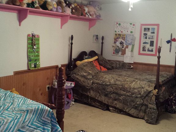 Bedroom 18 x 12