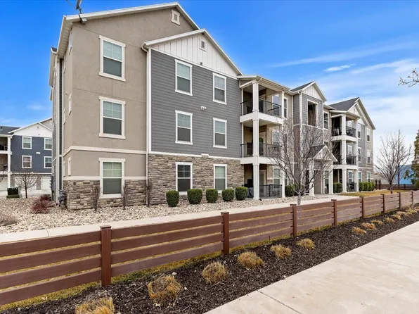 660 N Emery Ln W, Vineyard, UT 84059