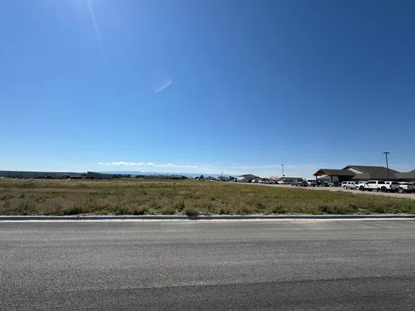 Haps St, Lewistown, MT 59457