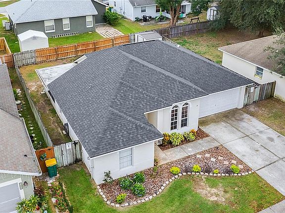 2nd image of 3605 Meadow Green Dr