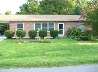 123 Joe Carr Rd, Johnson City, TN 37601