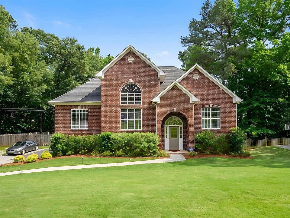 1st image of 289 Woodbury Dr