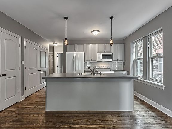 4th image of 5204 Oleatha Ave #2W-145