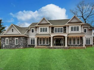 4 Coventry Rd, Livingston, NJ 07039