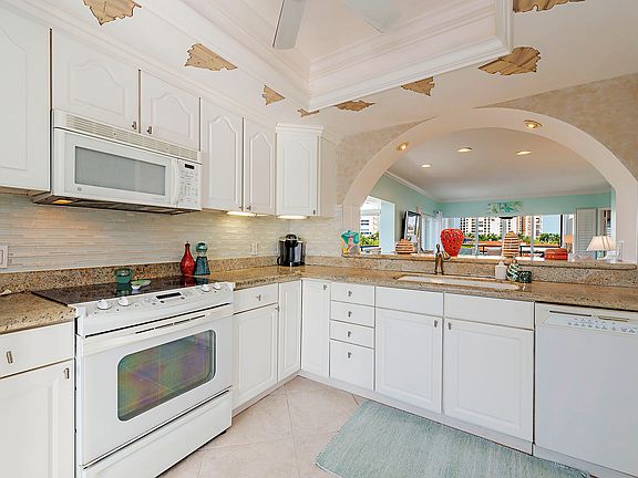 5th image of 205 Park Shore Dr #4-444