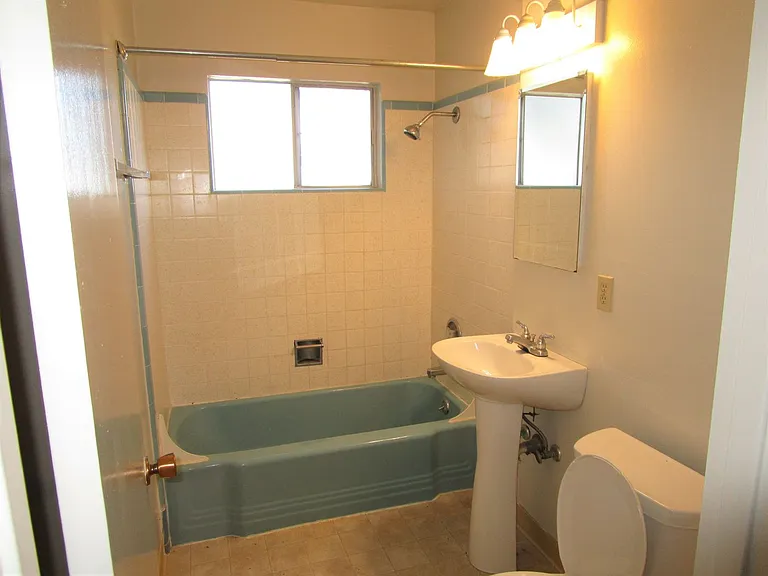 2741 Ransford Avenue — Photo 20