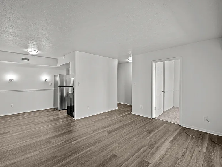 Belmont Terrace — Photo 12